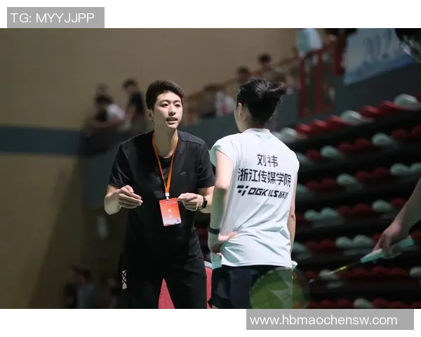 羽毛球梦想与人生哲学：杨磊的深度对话与成长之路